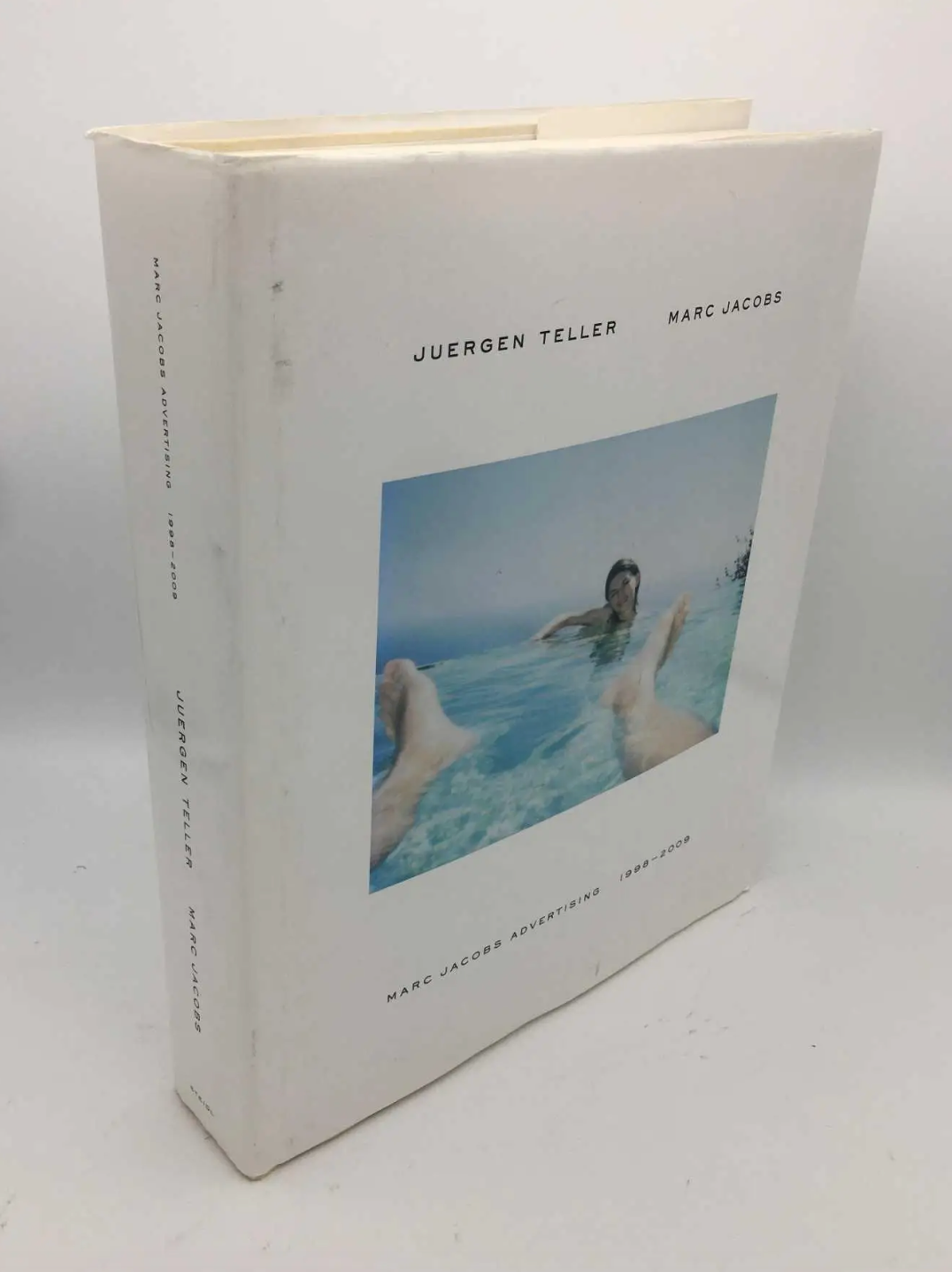 Book - Marc Jacobs Juergen Teller Advertising 1998-2009 Book - Marc Jacobs Juergen Teller Advertising 1998-2009
